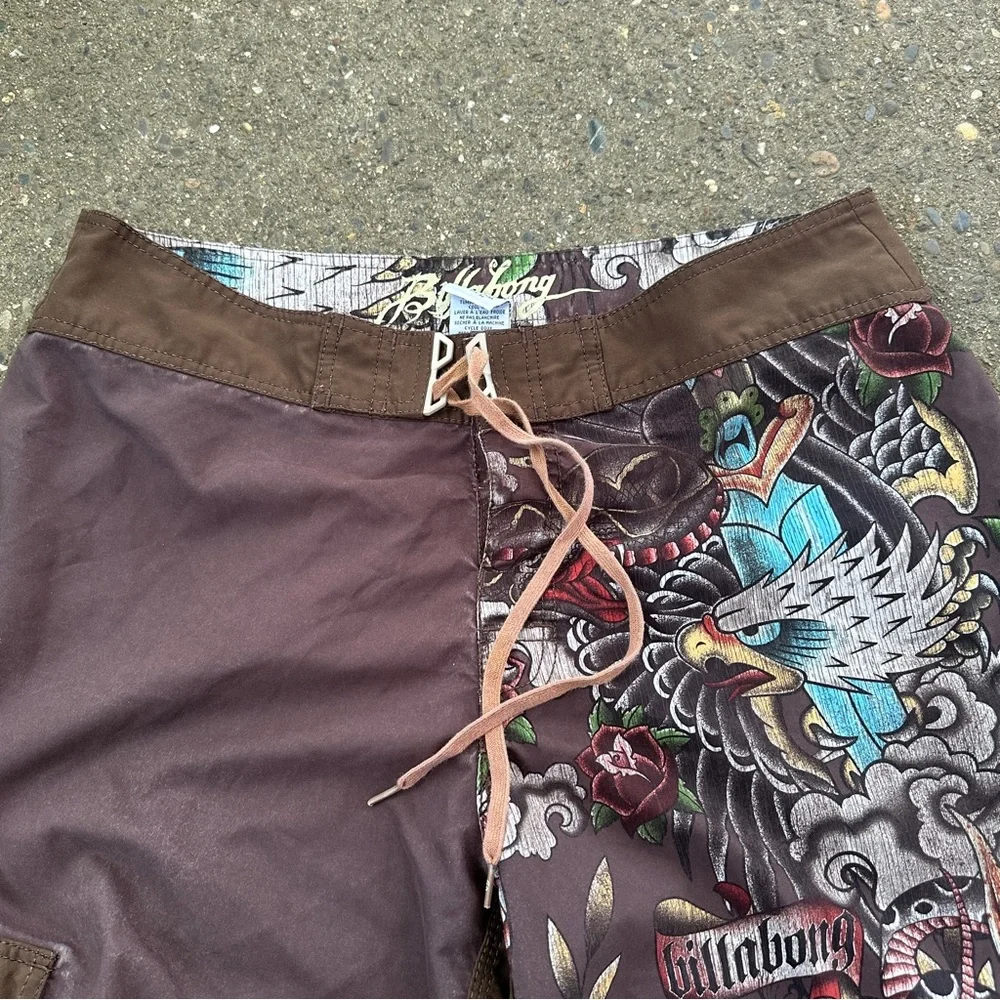 Y2K Billabong Board Shorts Snake/Eagle/Skull Tattoo Print Men's Size 38